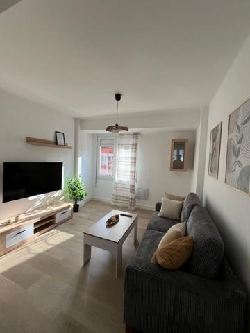 Piso en venta en Gijón, La Calzada photo 0