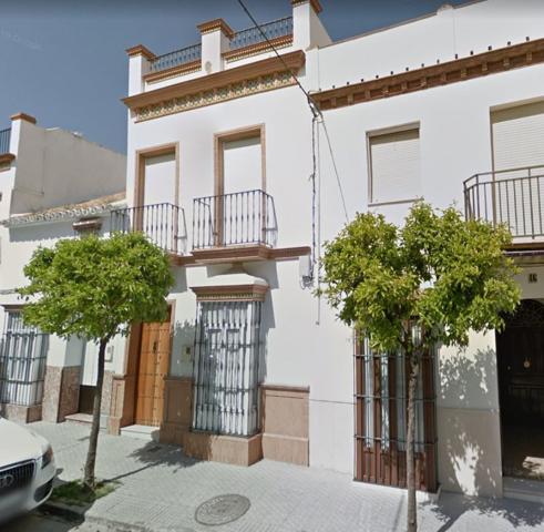 Casa en venta en Paradas, Paradas photo 0