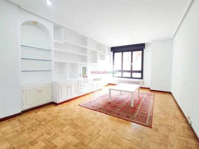 Aticos en venta en Oviedo, Vallobin photo 0