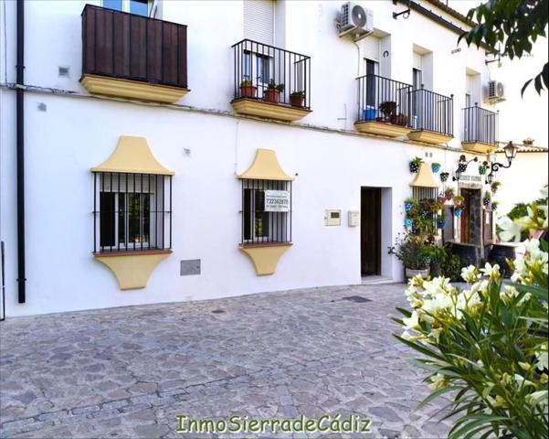 Casas de pueblo en venta en Zahara de la Sierra, Centro photo 0