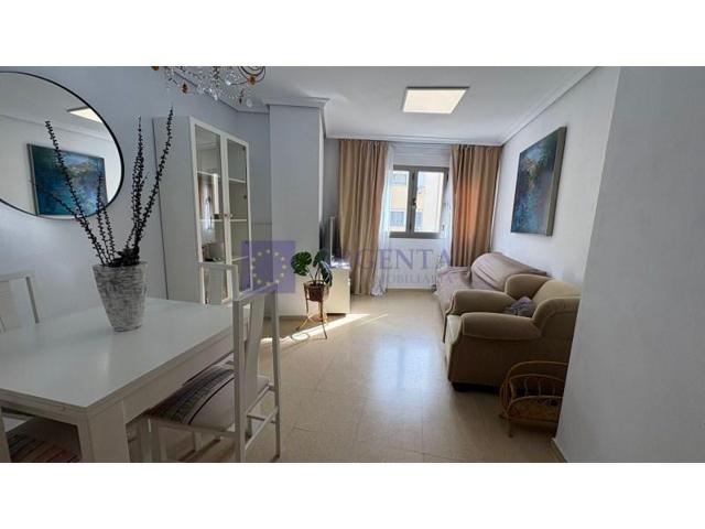 Piso en venta en Cáceres photo 0