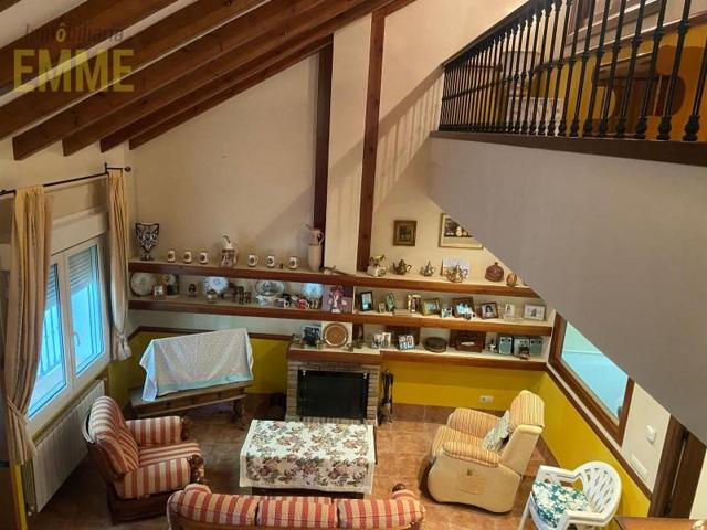 Casa en venta en Cuevas del Becerro photo 0