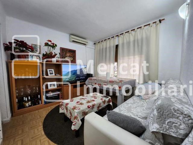 Piso en venta en Sant Adrià de Besòs, Sant Adria de Besos photo 0
