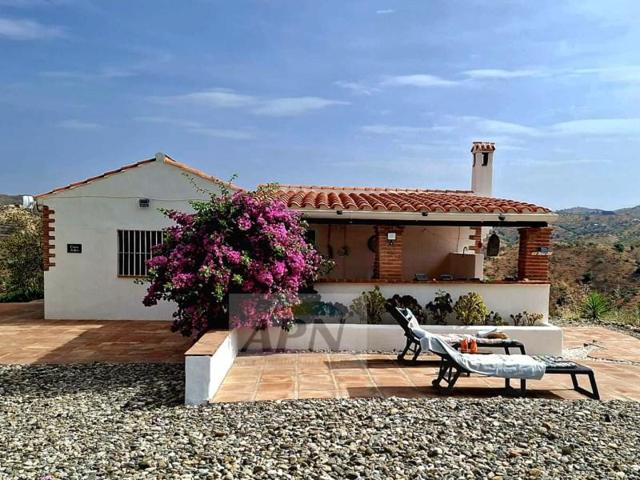 Casa con terreno en venta en Alora photo 0