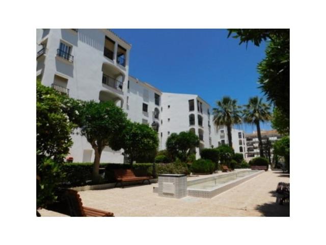 Apartamento en venta en Manilva, San Luis de Sabinillas photo 0