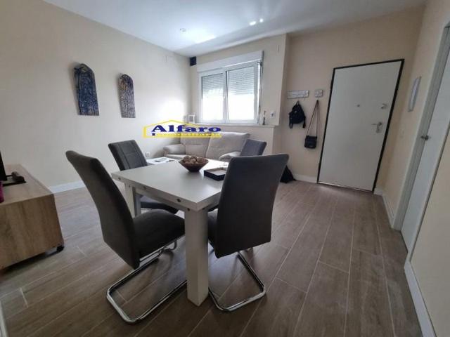 Local comercial en venta en Matalascañas, Centro - Sector A photo 0