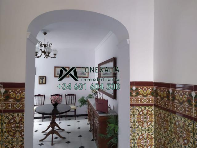 Casa en venta en Olvera, Ensanche photo 0