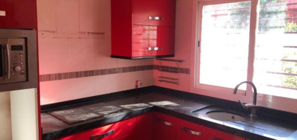 Chalet en venta en Algeciras, Sotorebolo photo 0