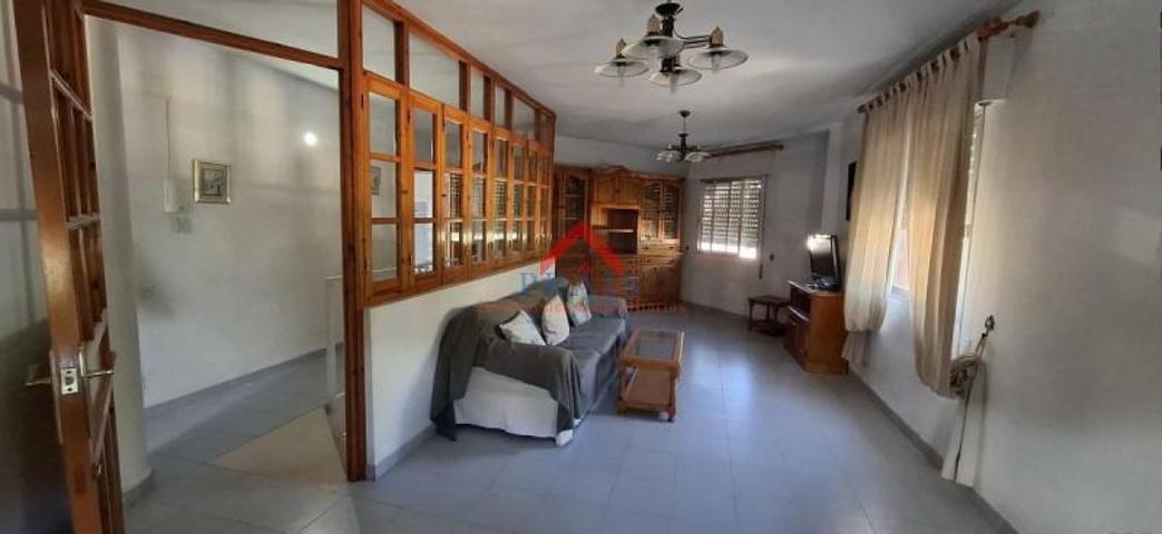 Piso en venta en Utrera, Renfe photo 0