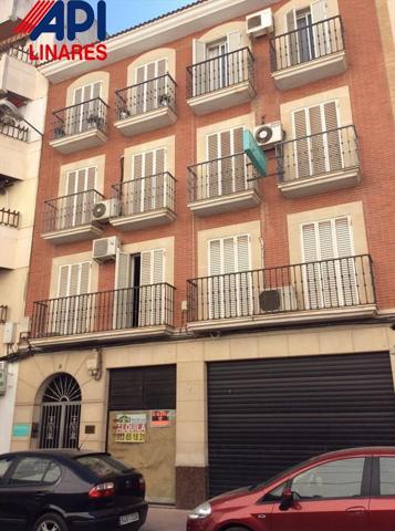Local comercial en alquiler en Linares, Centro photo 0