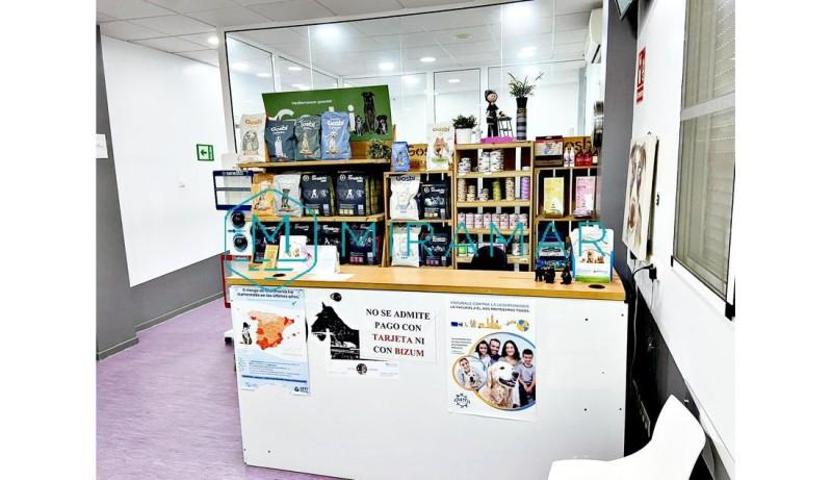 Local comercial en venta en Lepe, Lepe photo 0