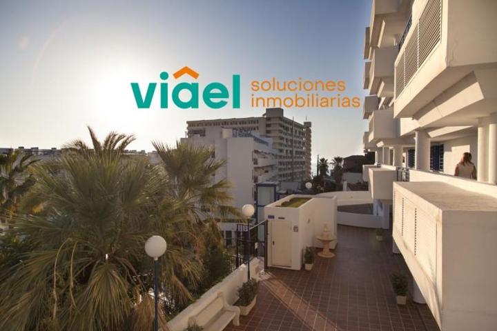 Apartamento en venta en Benalmádena, Torrequebrada photo 0