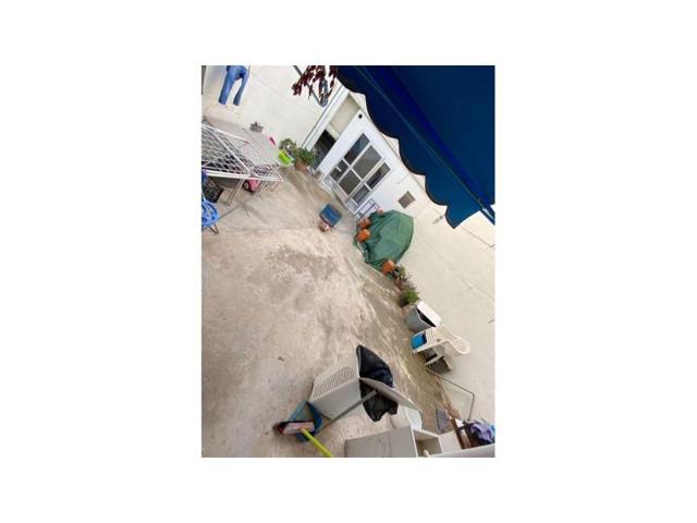 Casa en venta en Carlet, Centro photo 0