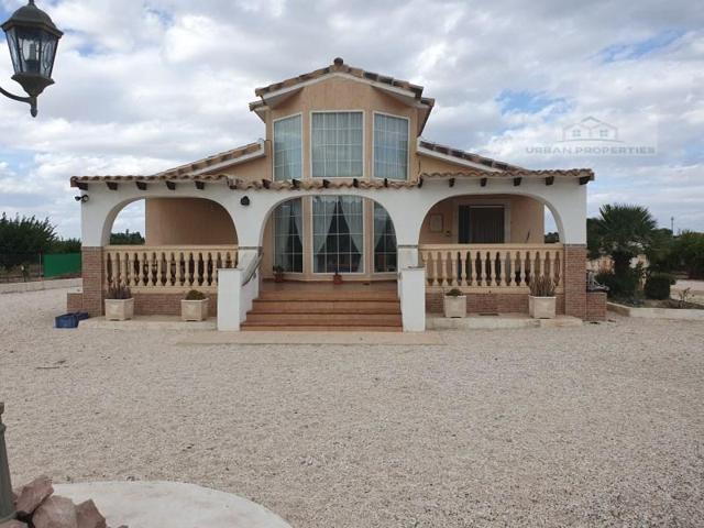 Chalet en venta en Cehegín photo 0