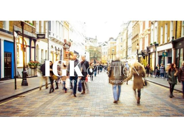 Local comercial en venta en Mataró photo 0