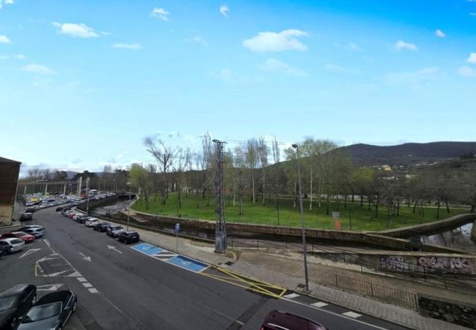 Piso en venta en Plasencia, Avenida - Valle photo 0