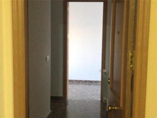 Piso en venta en Albacete photo 0