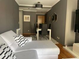 Apartamento en venta en Cangas, Longan photo 0