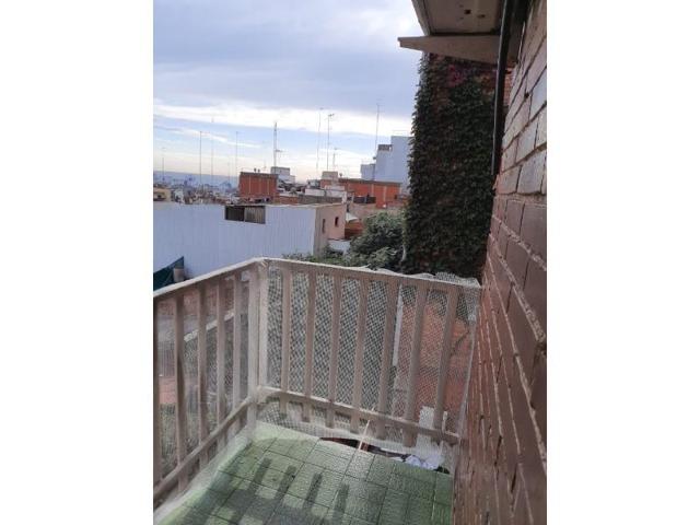 Piso en venta en Badalona, La Salut photo 0