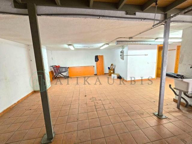 Local comercial en venta en Málaga, Santa Cristina - San Rafael photo 0