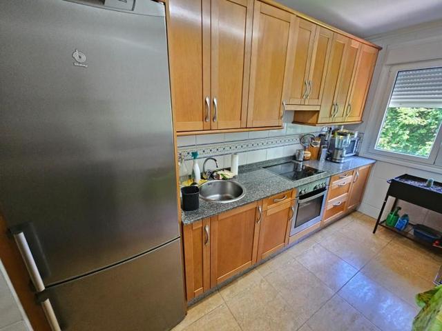 Piso en venta en Avilés, Villalegre photo 0