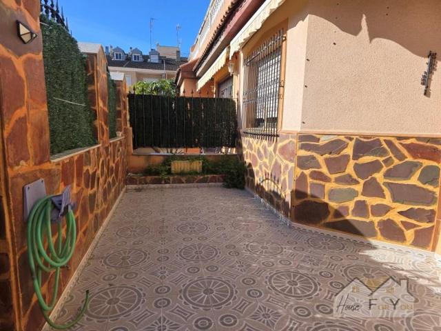 Duplex en venta en Los Alcázares photo 0