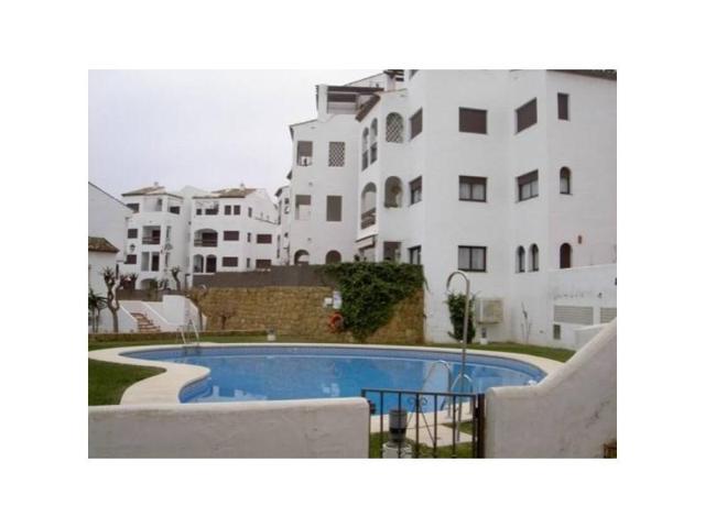 Apartamento en venta en Manilva photo 0