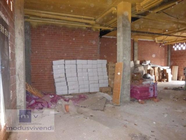 Local comercial en venta en León, La Lastra photo 0
