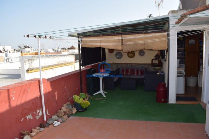 Chalet en venta en Puerto Real, Centro photo 0
