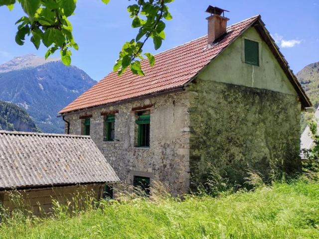 Casa en venta en Bielsa, Bielsa photo 0