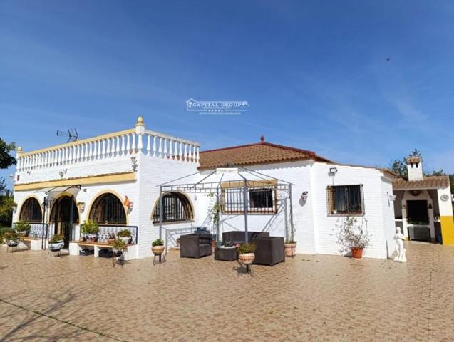 Chalet en venta en Gibraleón, Otras photo 0