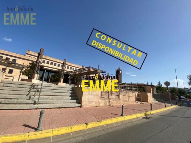 Local comercial en venta en Ronda photo 0