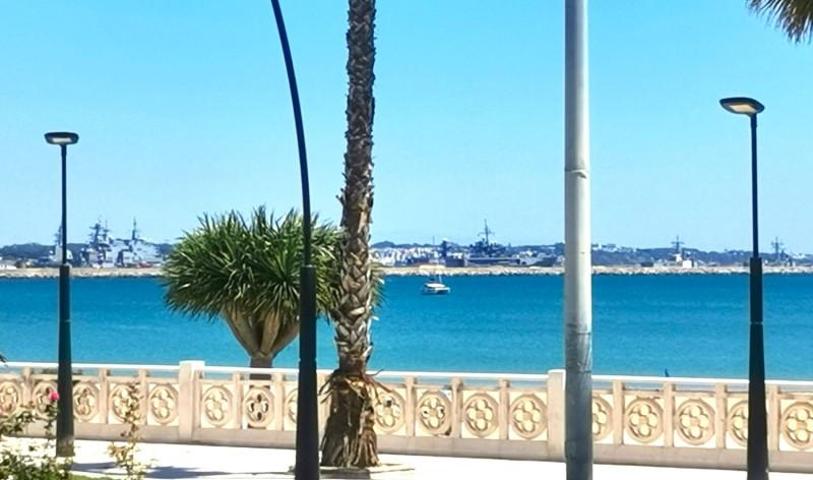 Apartamento en venta en Rota, Casco Antiguo photo 0