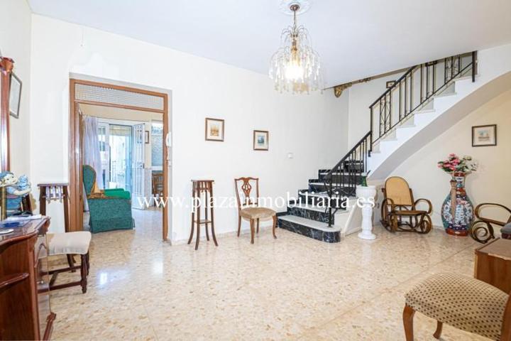 Chalet en venta en Lucena, La Calzada photo 0