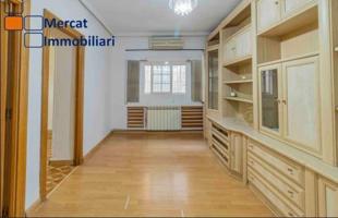 Piso en venta en Cornellà de Llobregat, Sant Ildefonso photo 0