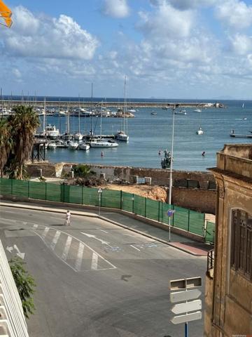 Piso en venta en Torrevieja, Torrevieja photo 0