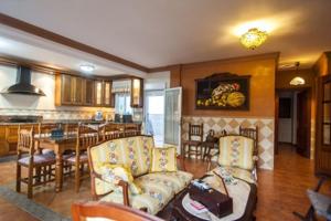 Chalet en venta en Campotéjar, Urbanizaciones photo 0