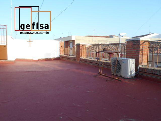 Casa en venta en Valdepeñas, Buena photo 0