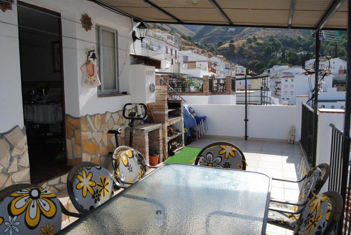 Casas de pueblo en venta en Cómpeta, Competa photo 0