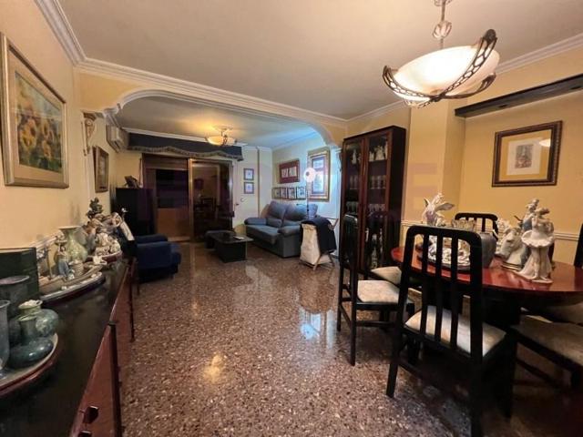 Piso en venta en Tavernes Blanques photo 0