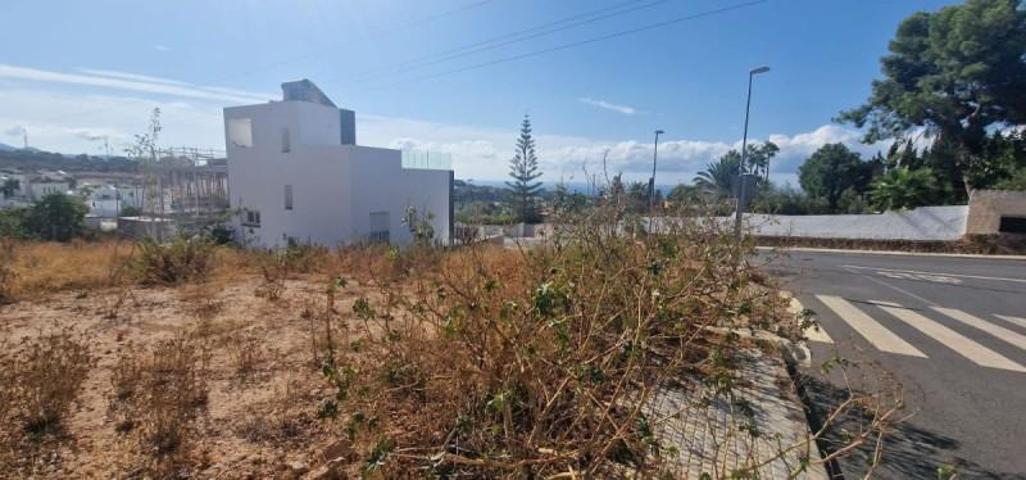 Terreno en venta en Nerja, Urbanizacion - Fuente el Baden photo 0