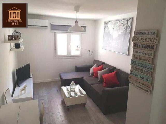 Piso en venta en Cádiz photo 0