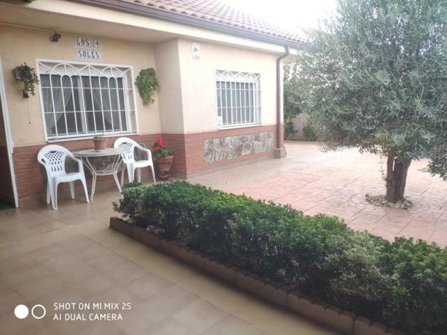 Chalet en venta en Novés, Urbanizaciones photo 0