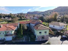 Casa en venta en Llanes photo 0