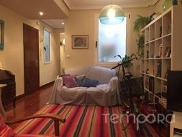 Piso en venta en Portugalete, Casco Viejo photo 0