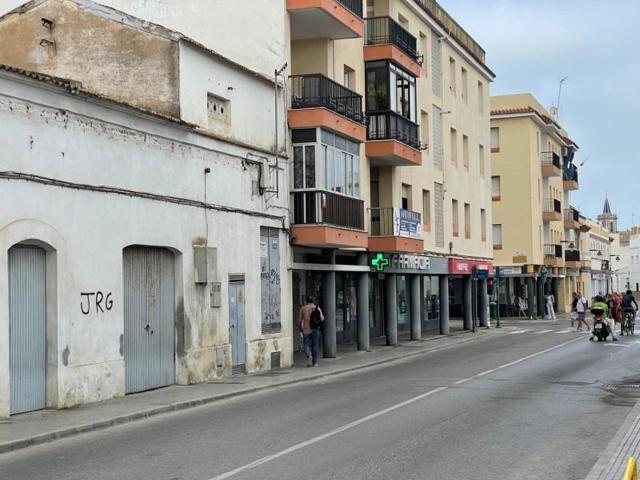 Casa en venta en Chipiona, Centro photo 0