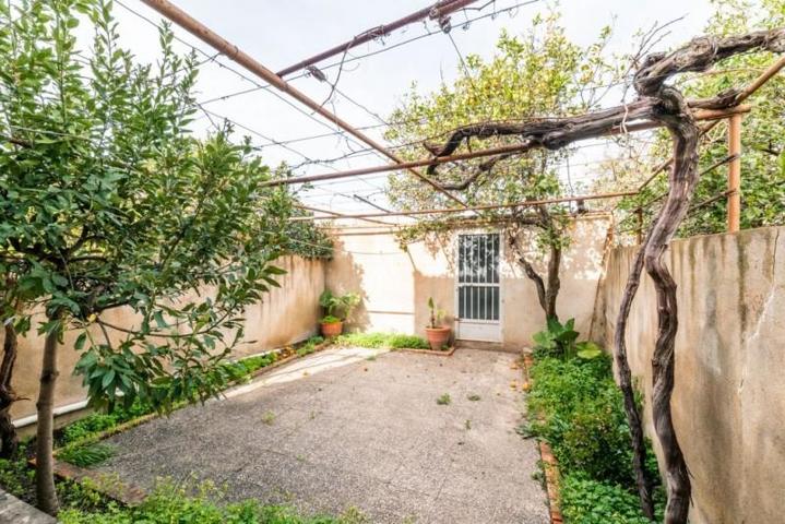 Casa en venta en Piñar, Melegis photo 0