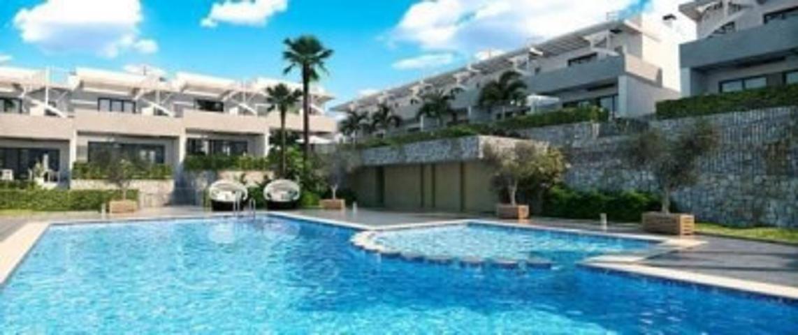 Adosada en venta en Monforte del Cid, Monforte Del Cid photo 0