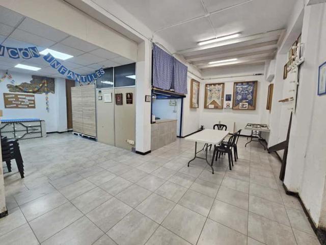 Local comercial en venta en Valencia, Cabanal photo 0