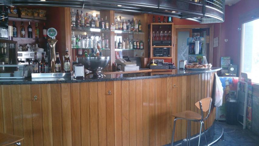 Local comercial en venta en Donostia-San Sebastián, Intxaurrondo photo 0